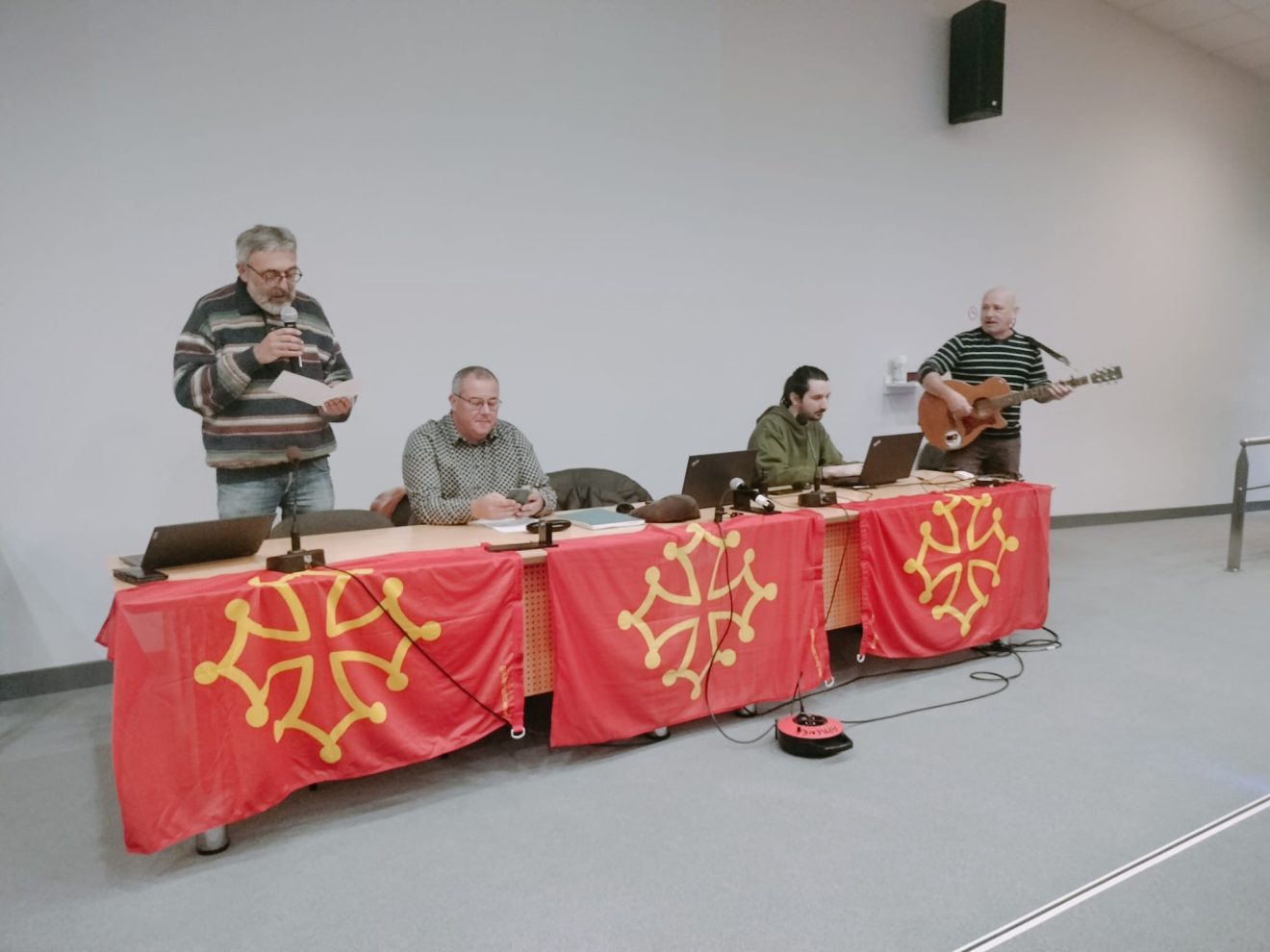 La jornada pedagogica confederala de Masamet : entre plaser e consciéncia.